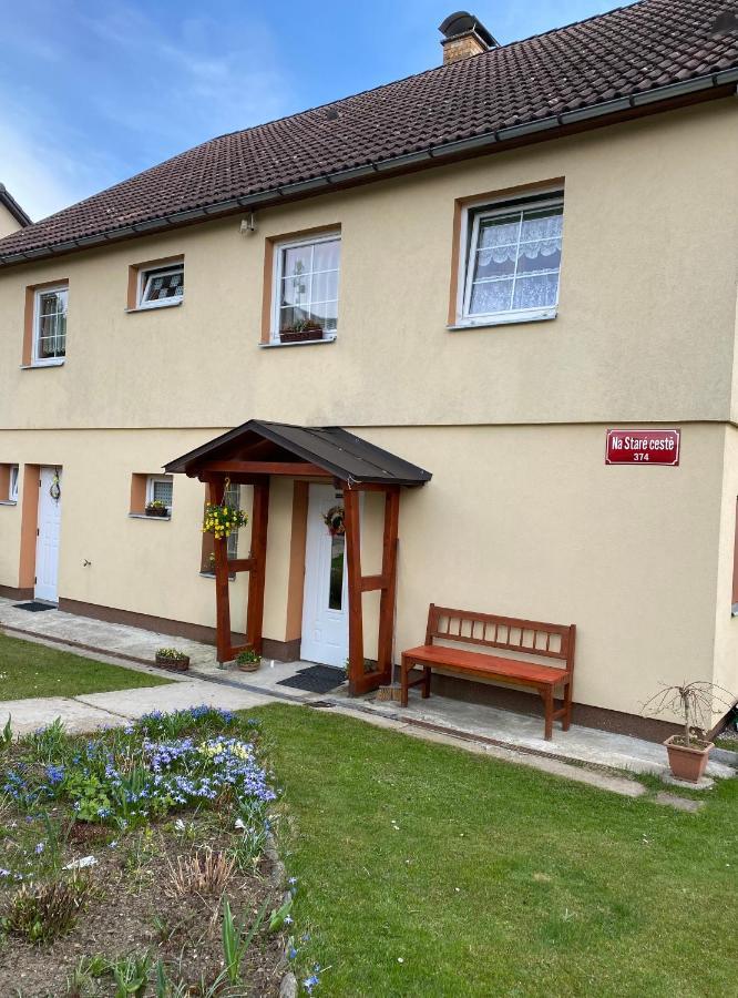 Apartman Karovi Destne v Orlickych horach Extérieur photo